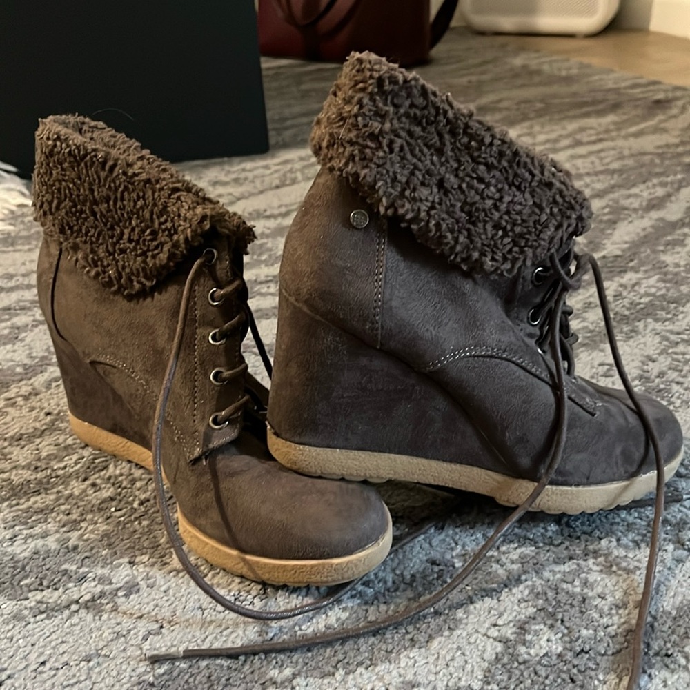 Wedge Booties Brown 9